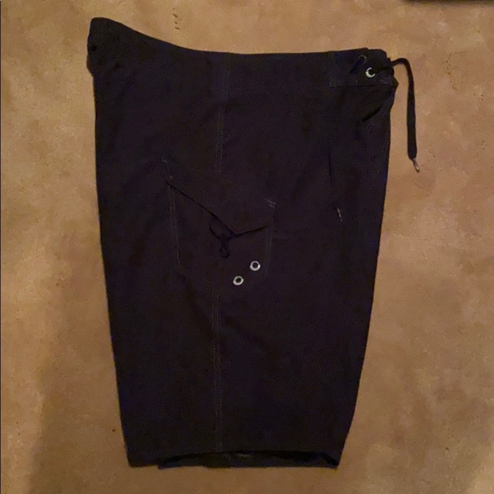 Volcom Board Shorts - Picture 8 of 8